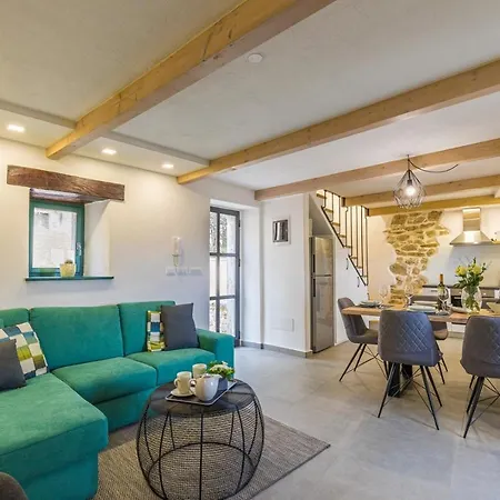 Nyaraló Casa Amelia In Pićan