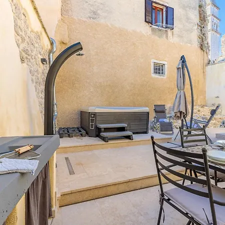 Nyaraló Casa Amelia In Pićan