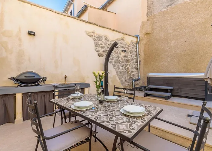 Casa Amelia In Tatil Evi Pićan
