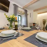 Casa Amelia In Holiday home