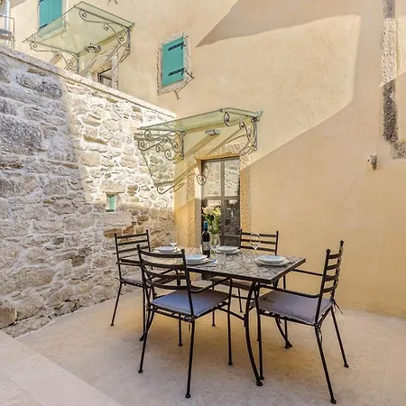 Dom wakacyjny Casa Amelia In *