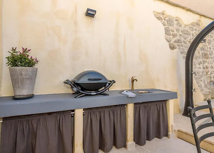 Casa Amelia In Holiday home Pican